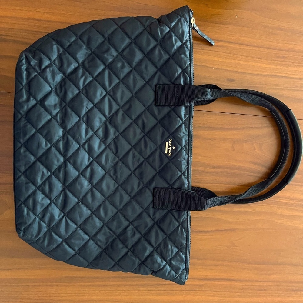 kate spade quilted tote, great condition